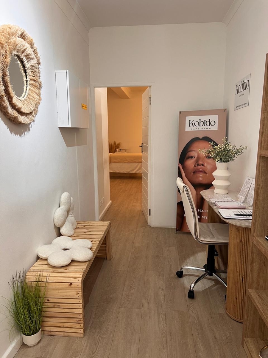 To Let Commercial Property for Rent in Claremont Western Cape